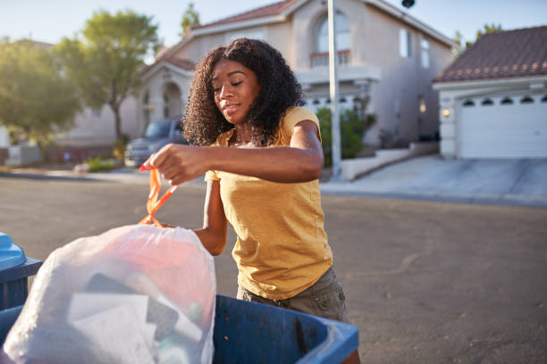 Best Yard Waste Removal  in Breezy Point, MN